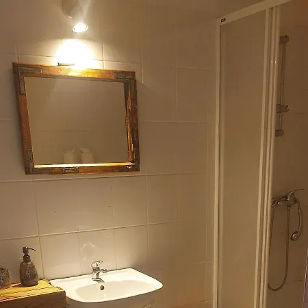 Dom Na Mazurach 住宿加早餐酒店 Pilec