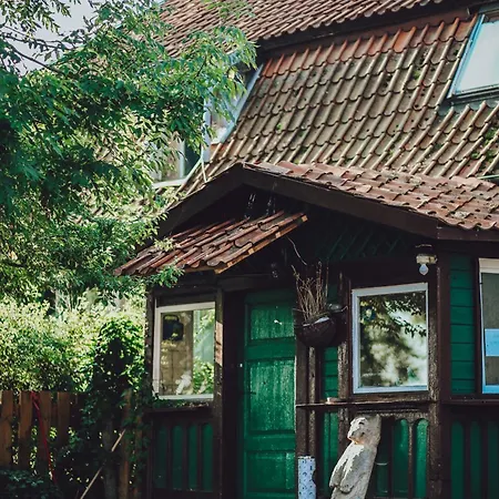 Dom Na Mazurach 住宿加早餐酒店 3*